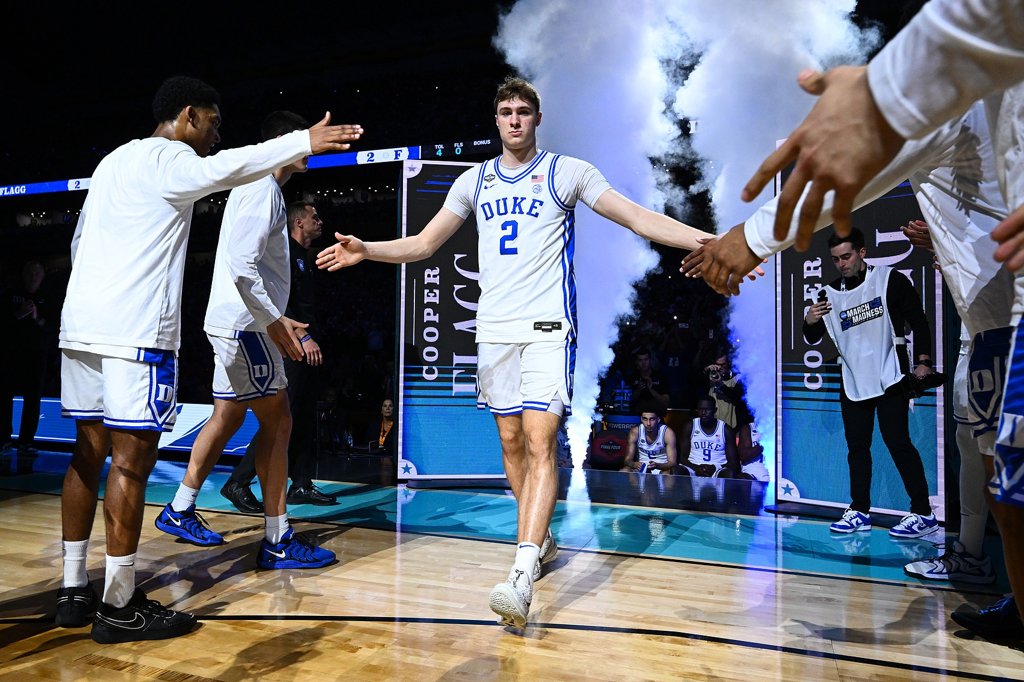 弗拉格：如果可以我绝对会回大学再打一年 但进NBA的机会不容错过
